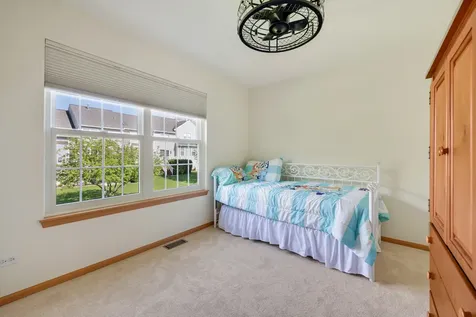 26284 West Vista Court Ingleside IL 60041