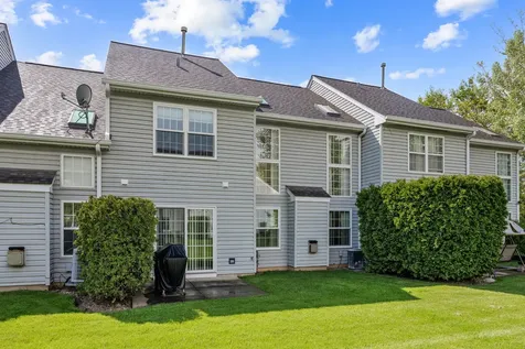 26284 West Vista Court Ingleside IL 60041