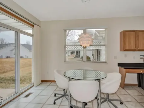 670 South Wellston Lane Romeoville IL 60446