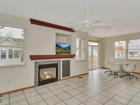 670 South Wellston Lane Romeoville IL 60446