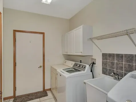 670 South Wellston Lane Romeoville IL 60446