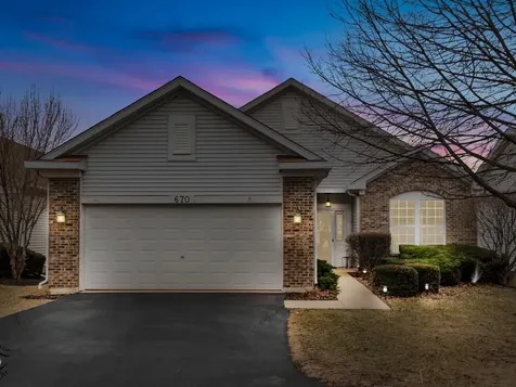 670 South Wellston Lane Romeoville IL 60446