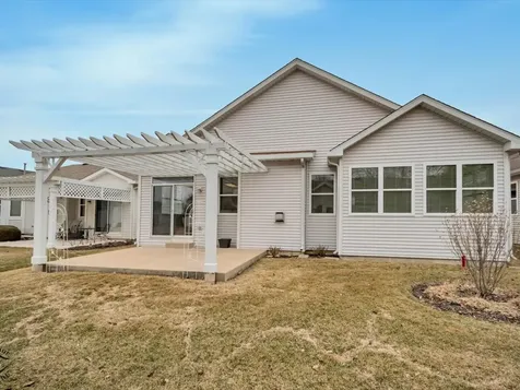 670 South Wellston Lane Romeoville IL 60446
