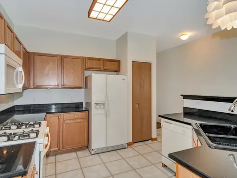 670 South Wellston Lane Romeoville IL 60446