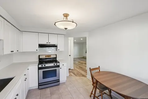 7422 West 111th Street Worth IL 60482
