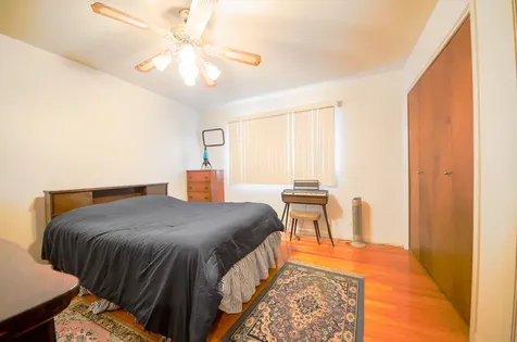 2433 South Shag Bark Trail Arlington Heights IL 60005