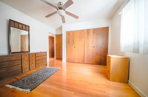 2433 South Shag Bark Trail Arlington Heights IL 60005