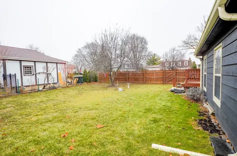 2433 South Shag Bark Trail Arlington Heights IL 60005