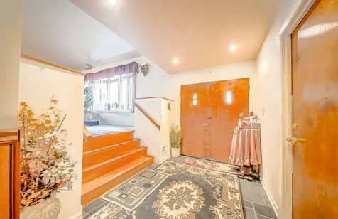 2433 South Shag Bark Trail Arlington Heights IL 60005