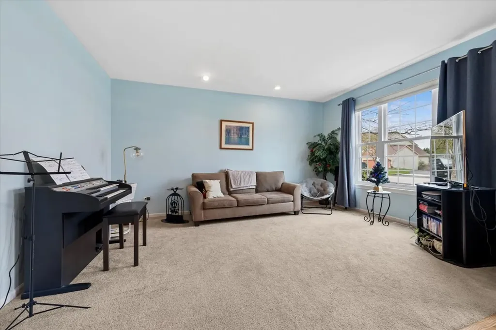 26301 Whispering Woods Circle Plainfield IL 60585