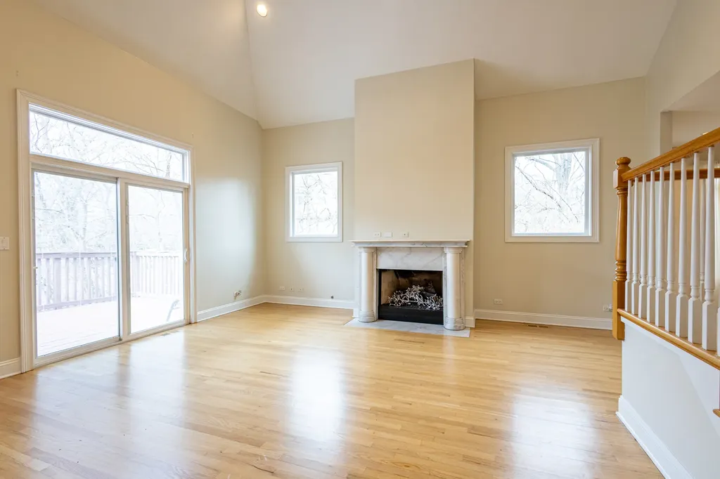 6441 Blackhawk Trail Indian Head Park IL 60525