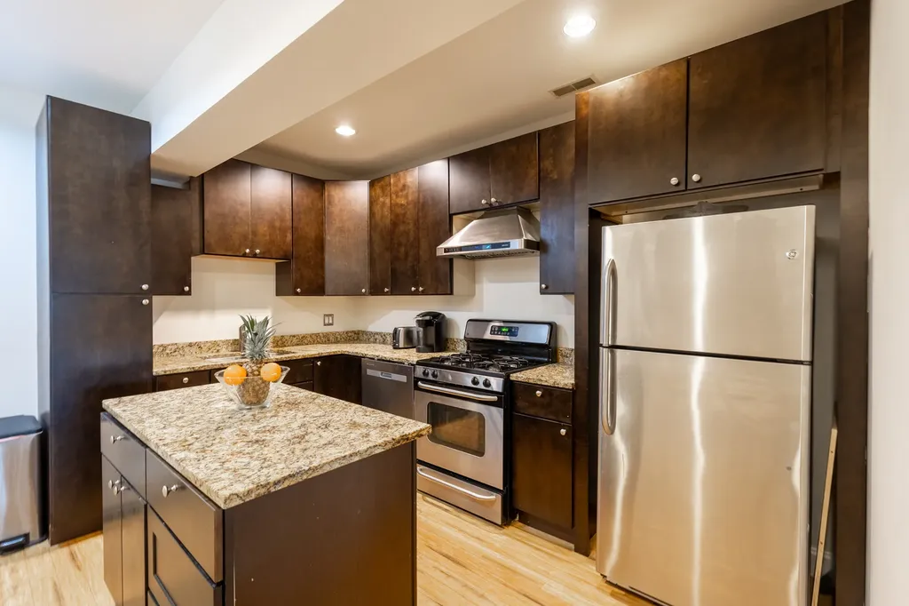 6441 Blackhawk Trail Indian Head Park IL 60525