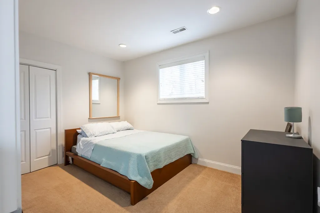 6441 Blackhawk Trail Indian Head Park IL 60525