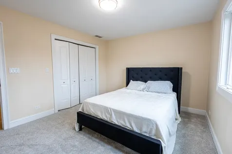 6441 Blackhawk Trail Indian Head Park IL 60525