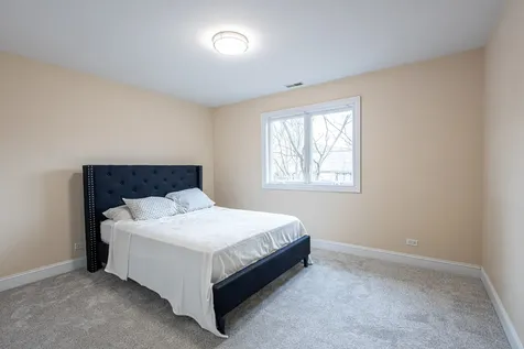 6441 Blackhawk Trail Indian Head Park IL 60525