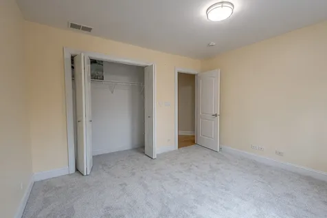 6441 Blackhawk Trail Indian Head Park IL 60525