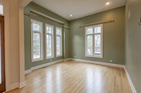 6441 Blackhawk Trail Indian Head Park IL 60525