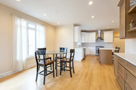 6441 Blackhawk Trail Indian Head Park IL 60525