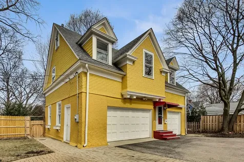 1327 Church Street Evanston IL 60201