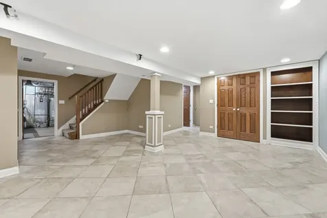 14 Timber Lane Northbrook IL 60062