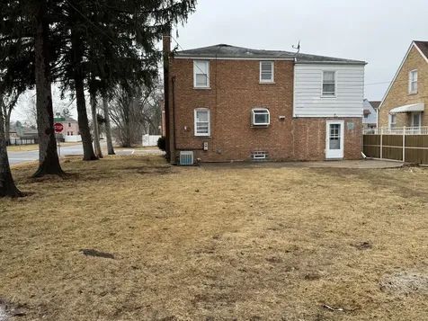1463 Speechley Boulevard Berkeley IL 60163