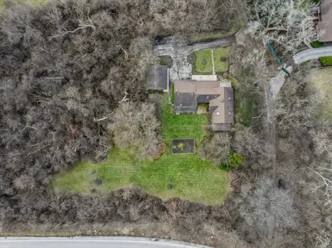 609 Forest Edge Lane Des Plaines IL 60016