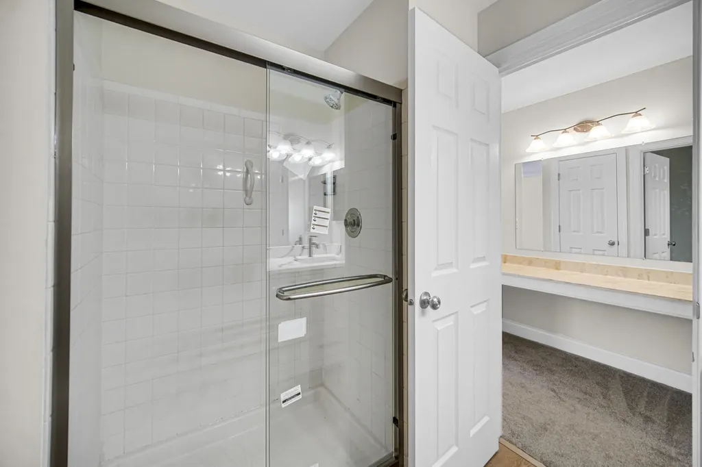607 Berkley Court Schaumburg IL 60194