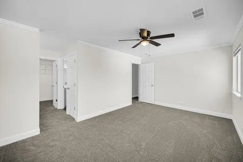 607 Berkley Court Schaumburg IL 60194