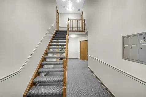 607 Berkley Court Schaumburg IL 60194