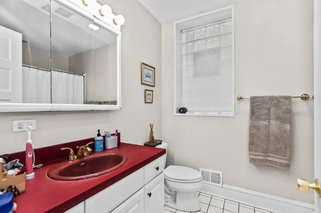 3732 North Racine Avenue Chicago IL 60613