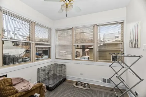 3732 North Racine Avenue Chicago IL 60613