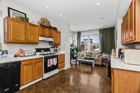 3732 North Racine Avenue Chicago IL 60613