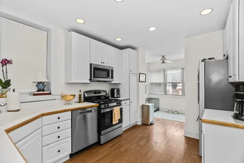 3732 North Racine Avenue Chicago IL 60613