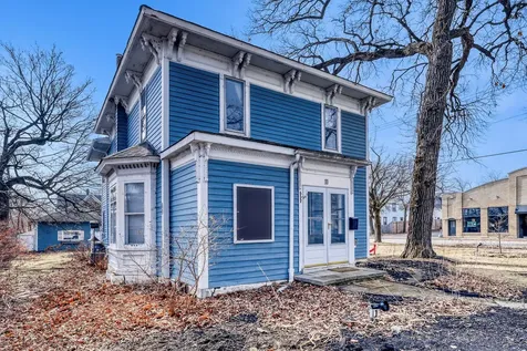 11 South Lake Street Grayslake IL 60030