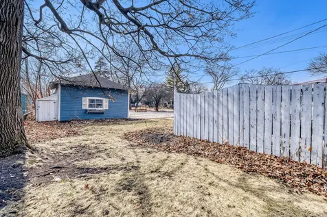 11 South Lake Street Grayslake IL 60030