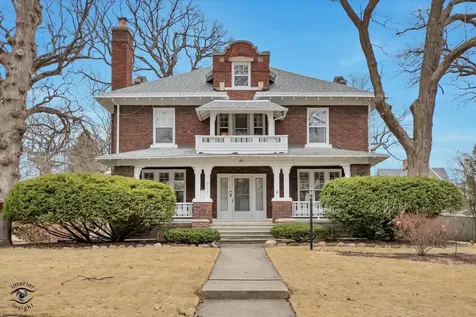 912 South Greenwood Avenue Kankakee IL 60901