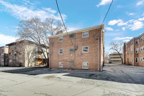 14132 South School Street Riverdale IL 60827