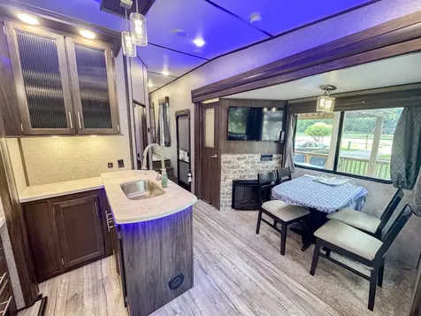 17/83 Woodhaven Sublette IL 61367
