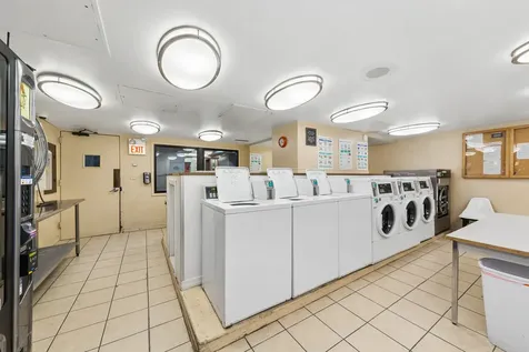 2605 South Indiana Avenue Chicago IL 60616