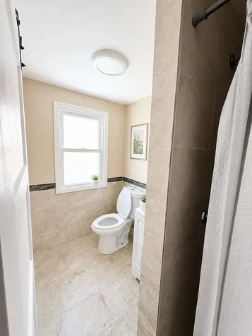 10529 South Perry Avenue Chicago IL 60628