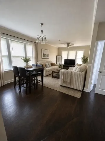 10529 South Perry Avenue Chicago IL 60628