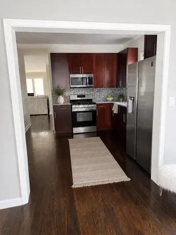 10529 South Perry Avenue Chicago IL 60628
