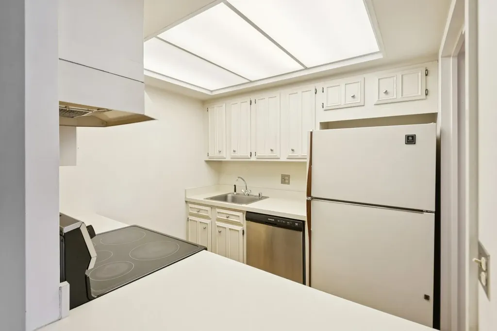 155 North Harbor Drive Chicago IL 60601