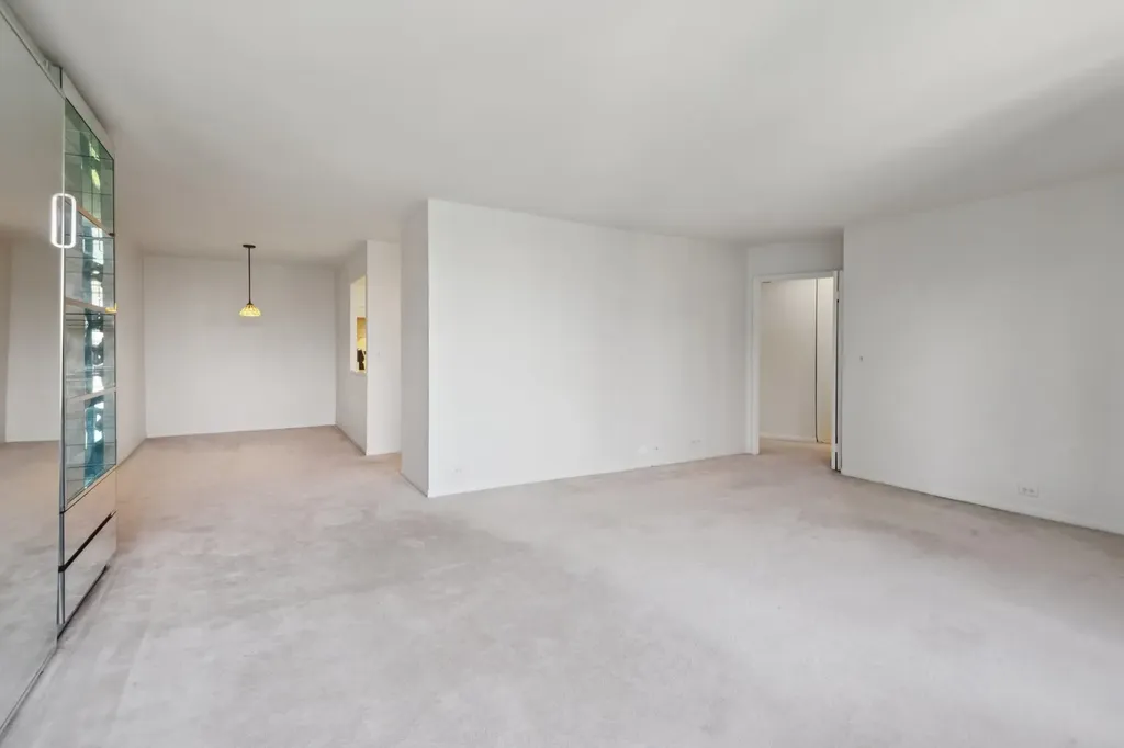 155 North Harbor Drive Chicago IL 60601