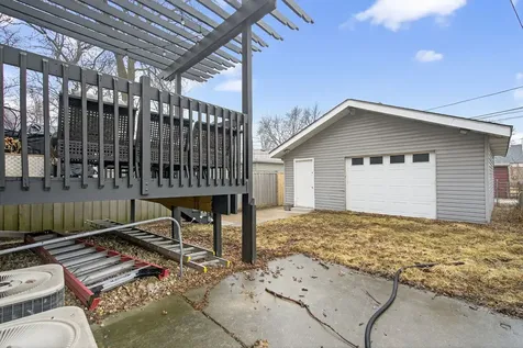 4608 Hawthorne Avenue Lyons IL 60534