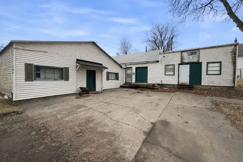 4810 2ND Avenue Moline IL 61265