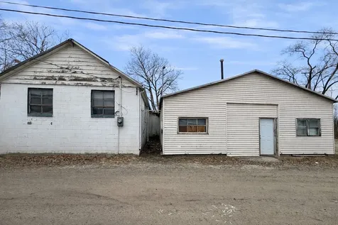 4810 2ND Avenue Moline IL 61265