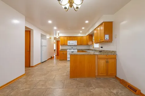 508 Hoxie Avenue Calumet City IL 60409