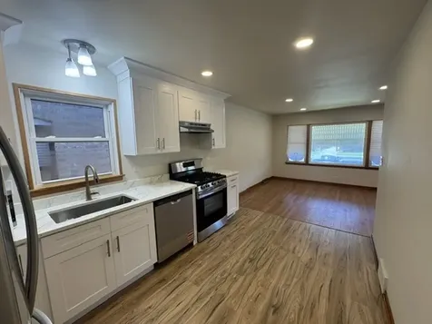 7042 Pershing Road Berwyn IL 60402