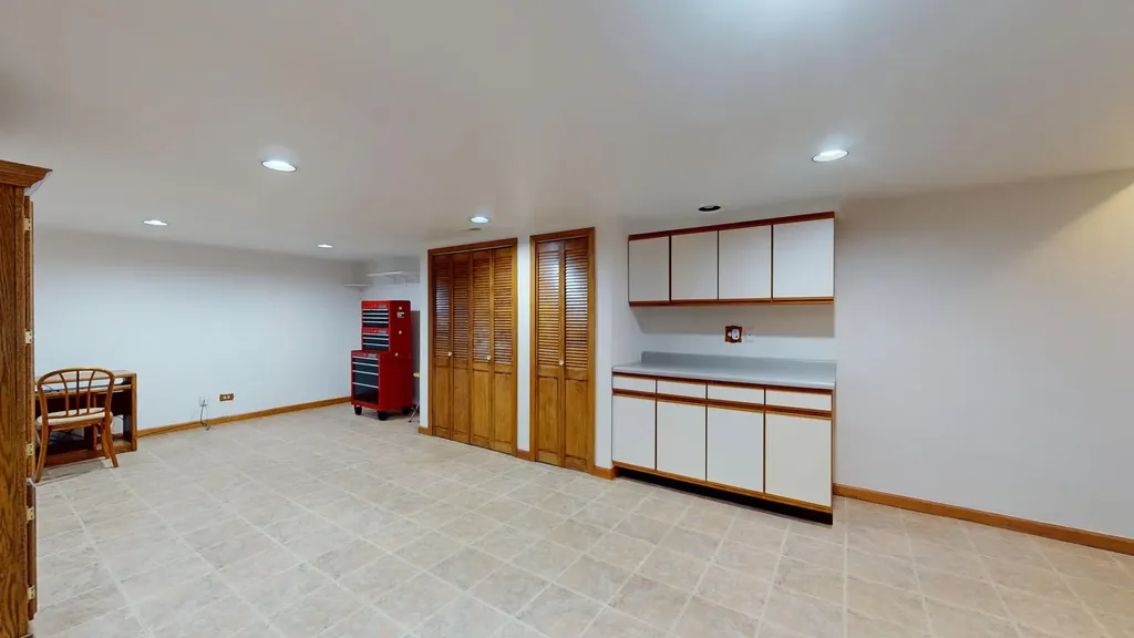 1705 Hawkins Avenue Downers Grove IL 60516